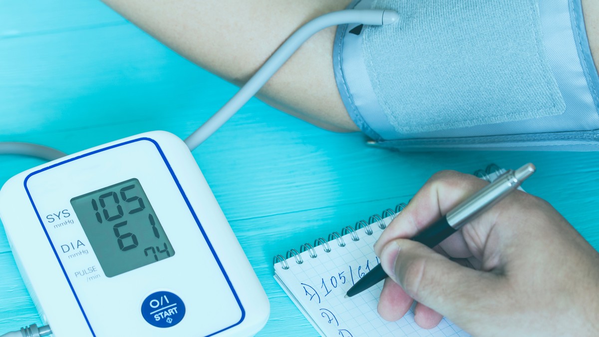 Ujutru, popodne ili uveče - kada meriti krvni pritisak