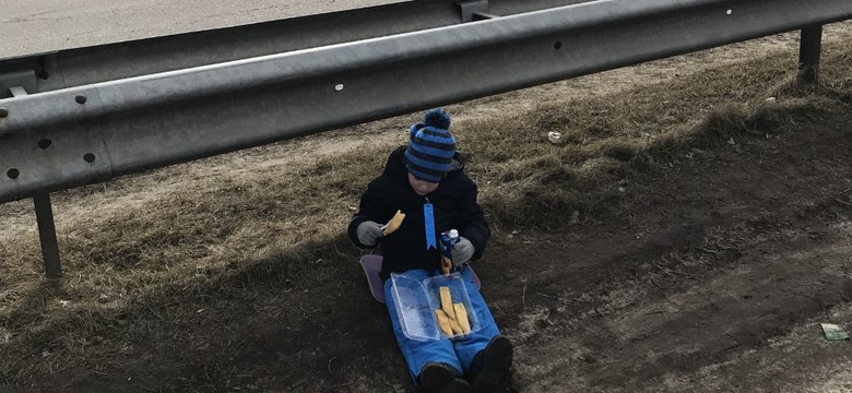 Zostałam uchodźczynią. "To tak, jakby ziemia za nami płonęła"