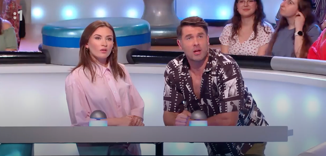 Herečka Anna Magdaléna Hroboňová a herec Ján Dobrík v Záhadách tela.