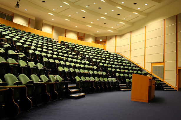 Studia, aula