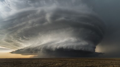 Dramatyczna opowieść braci z USA, którzy przeżyli tornado. "Dom wbił mi się w plecy"