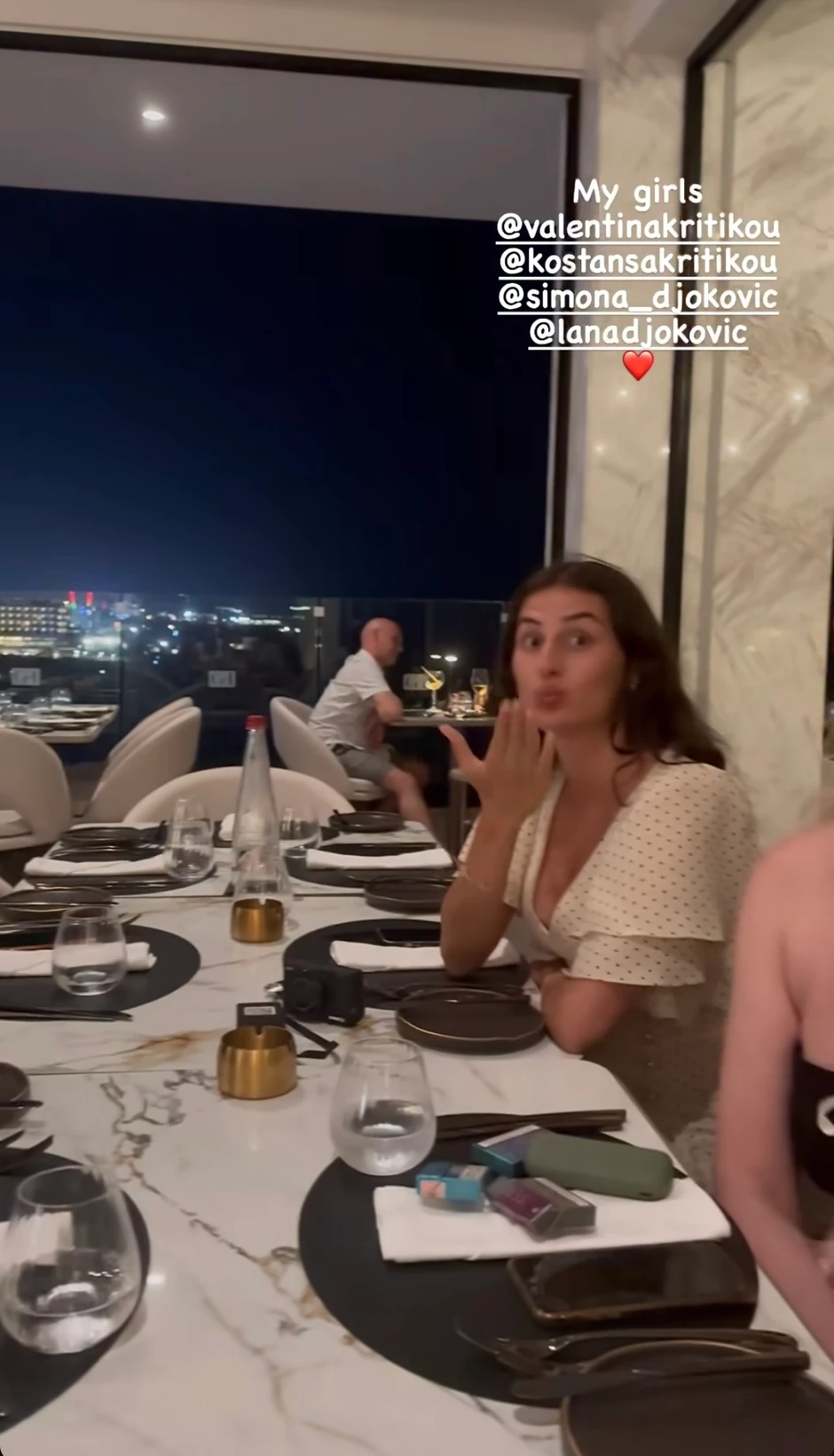 Ceca otišla na Kipar