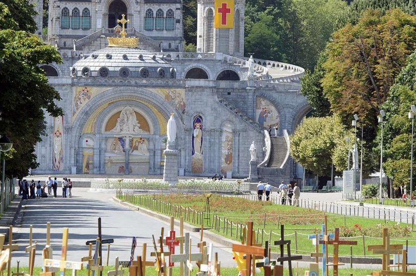 Fałszywy alarm bombowy w Lourdes