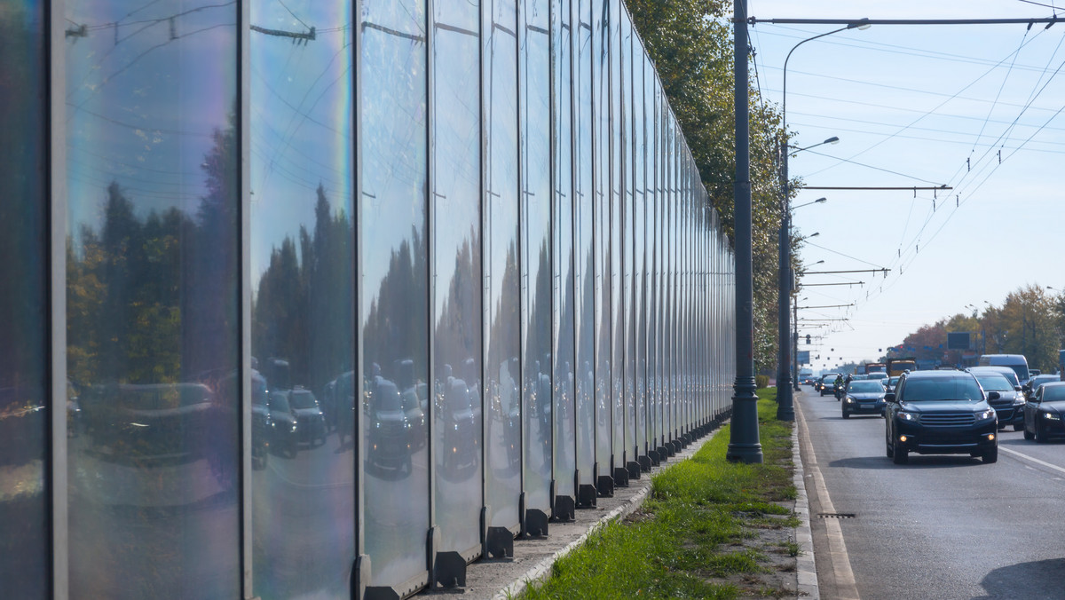 Po 3 latach starań, w gminie Włocławek staną ekrany akustyczne. Chronić będą przed hałasem z autostrady kilkuset mieszkańców okolicznych miejscowości.