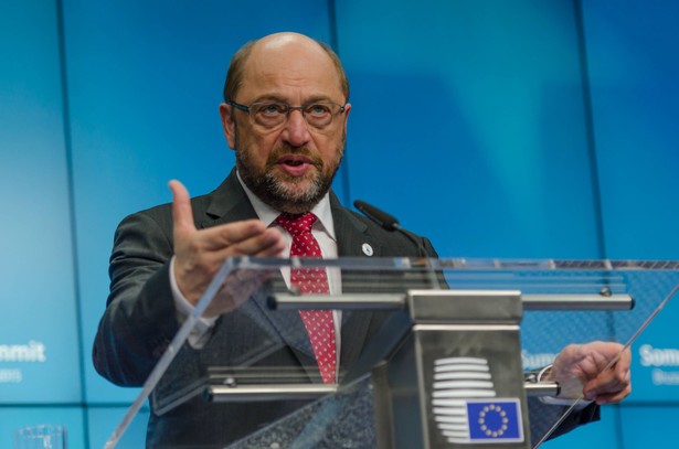 Schulz krytykuje kraje UE za uchodźców: Jesteśmy świadkami narodowych egoizmów