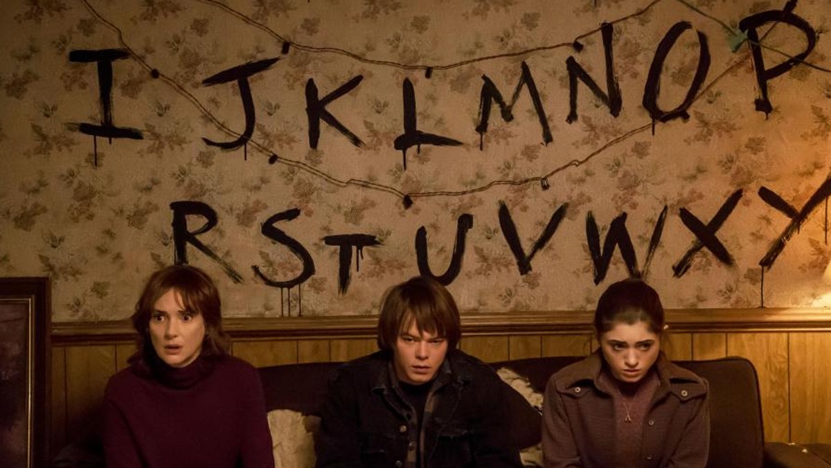 Charlie Heaton, aktor znany z serialu "Stranger Things", został zatrzymany na lotnisku w Los Angeles. Jak podaje "The Sun", służby odnalazły u niego śladowe ilości kokainy.