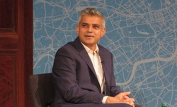 Mer Londynu Sadiq Khan chce zostać w Unii Europejskiej. "Breixit byłby przeciw naszej historii"