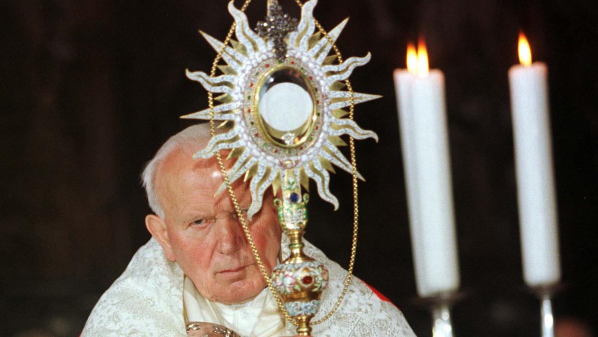 Jan Paweł II we Wrocławiu w 1997 r. 