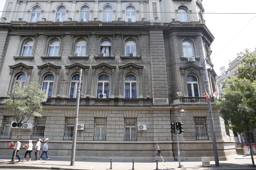 I zgrada Predsedništva odavno je načičkana klimama