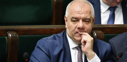 Jacek Sasin wygwizdany. Minister oskarżył "hejterów" i wtedy dopiero się zaczęło