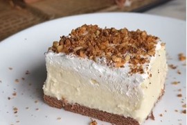 Ceo pleh ovog KREMASTOG KOLAČA košta manje od 1000 dinara, a mnogo je bolji od LEDENIH KOCKI: Ne peče se i  toliko je lagan recept da može i dete da ga napravi