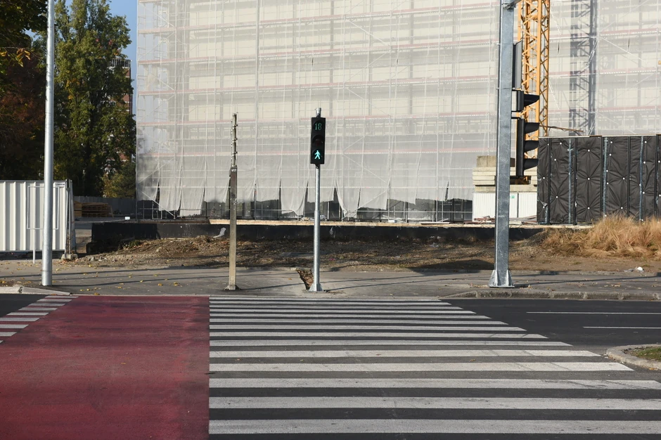 Semafor kod kružnog toka Ušće