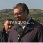 Aleksandar Vučić at a military exercise