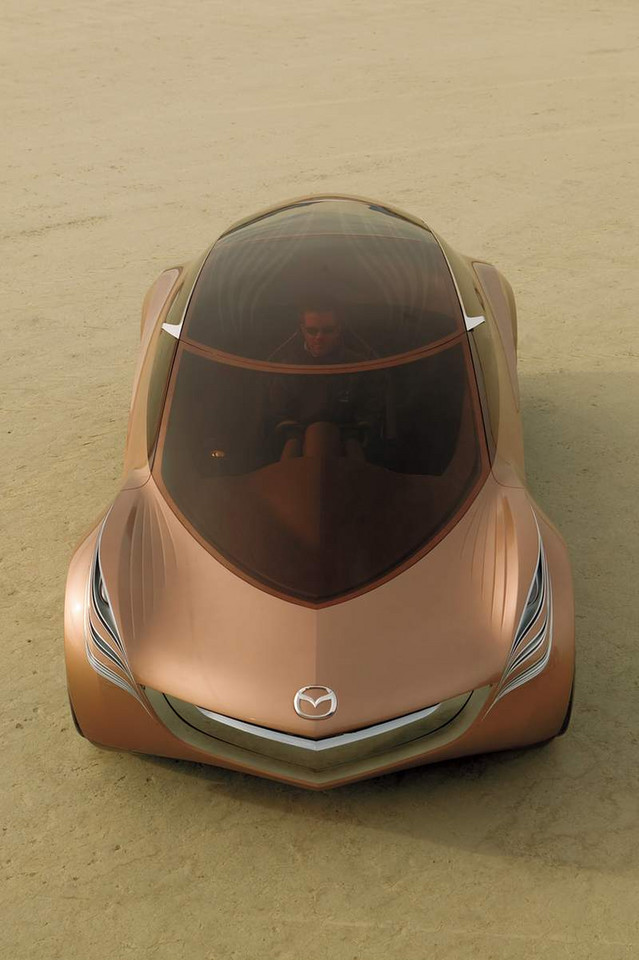Mazda Nagare – początek nowej ery