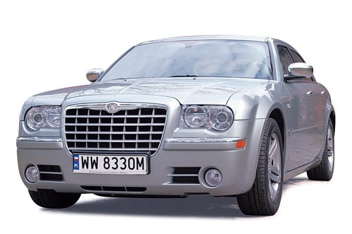 Chrysler 300C 5.7 V8 - Monstrualny w każdym calu