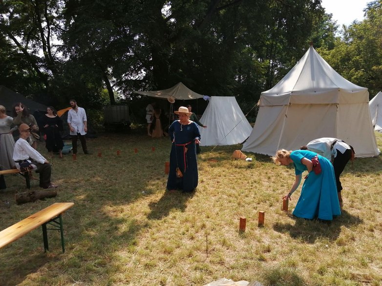 Średniowieczna osada w Strońsku