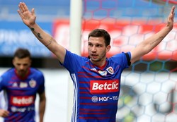 Świerczok znów w roli głównej. Piast pogrążył Podbeskidzie [WIDEO]