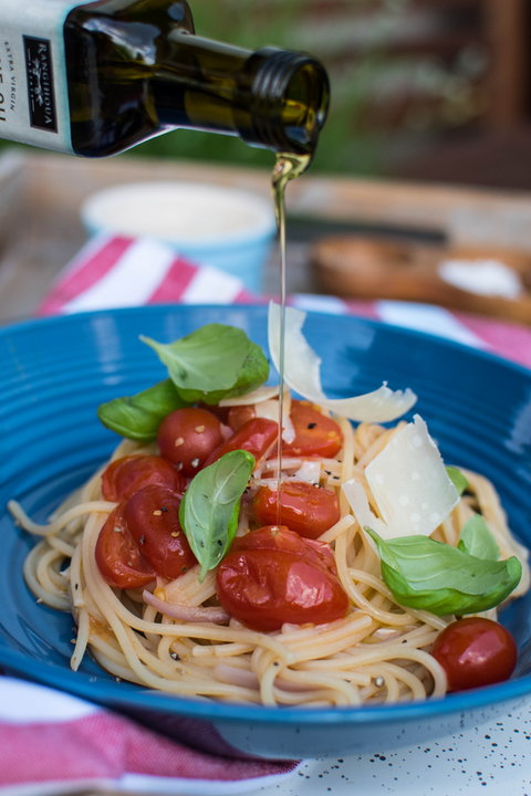 Jednogarnkowe spaghetti-obiad gotowy w 10 minut!