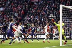 Ajax rozgromił PSV w meczu na szczycie ligi holenderskiej