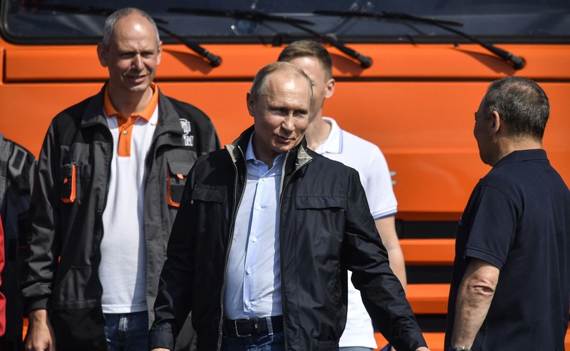 Rosja uruchomiła most na zaanektowany Krym