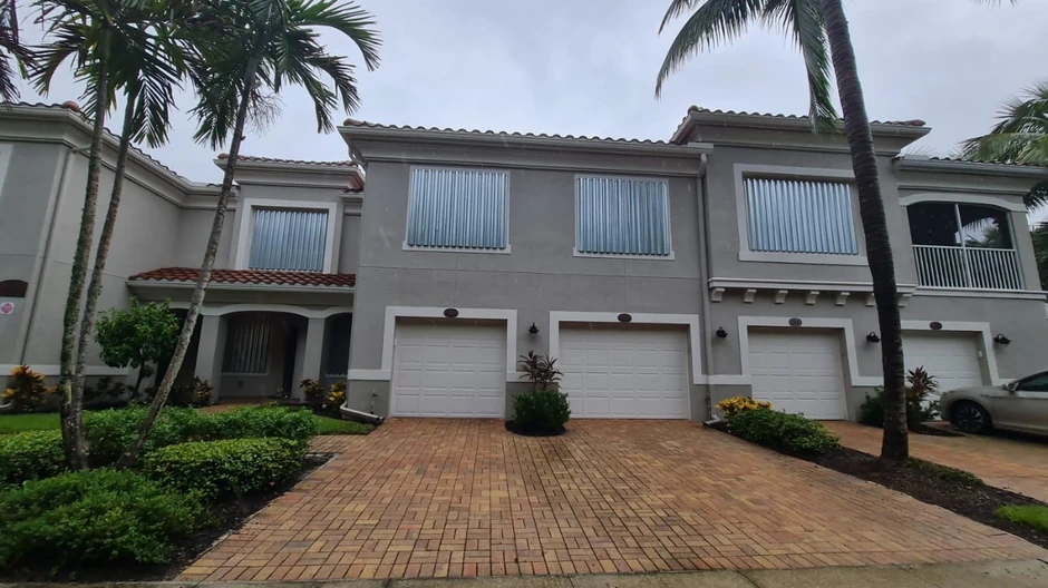 Srbin Stefan usred uragana na Floridi