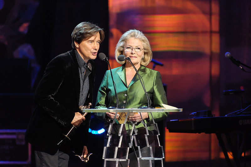 Elżbieta Penderecka i Mariusz Treliński (fot. Darek Kawka / Onet)