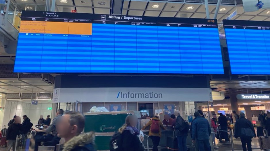 W sobotę na lotnisku w Monachium odwołano większość lotów