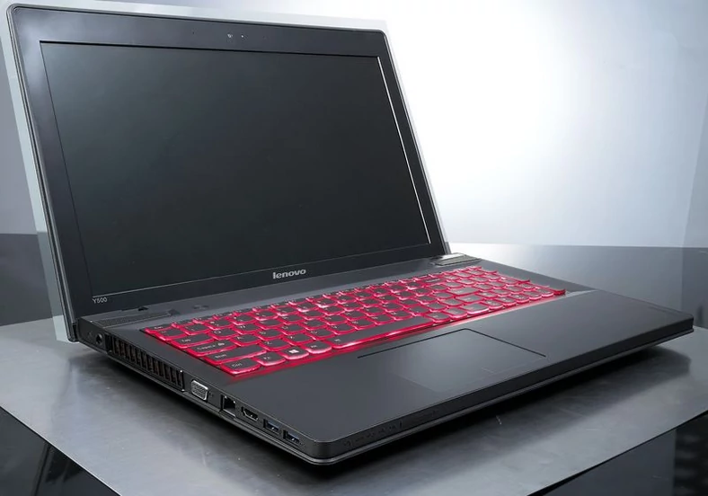 Lenoe IdeaPad Y500