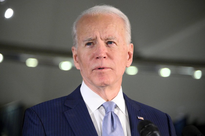 Joe Biden (77 l.)