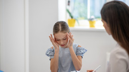 Jakie są możliwe przyczyny bólu głowy u dziecka?