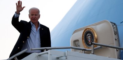 Joe Biden w Rzeszowie. Zjadł pizzę z amerykańskimi żołnierzami, a potem spotkał się z prezydentem Dudą