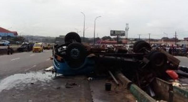 Scene of the accident at Onitsha. (NAN)