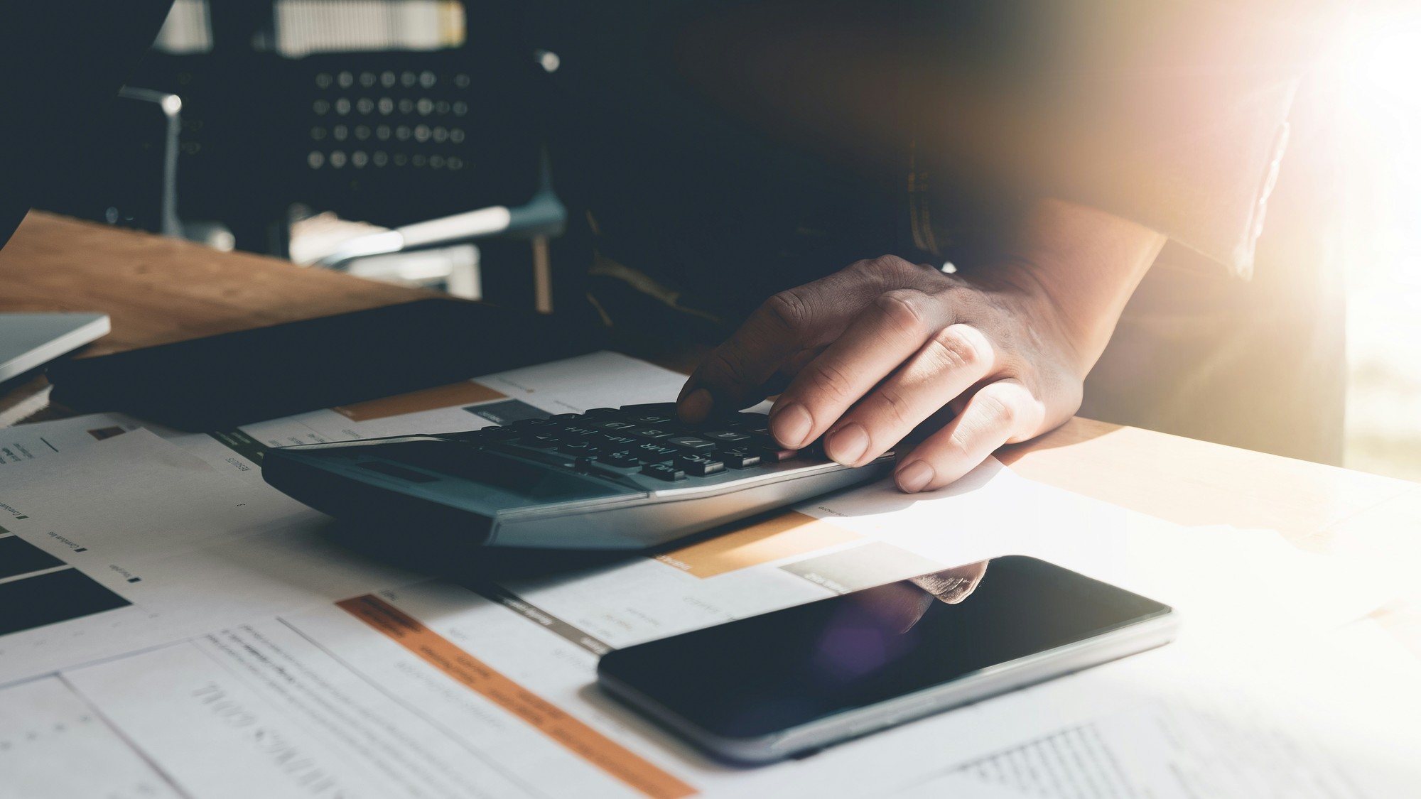 Platy v administratíve sa výrazne líšia. 