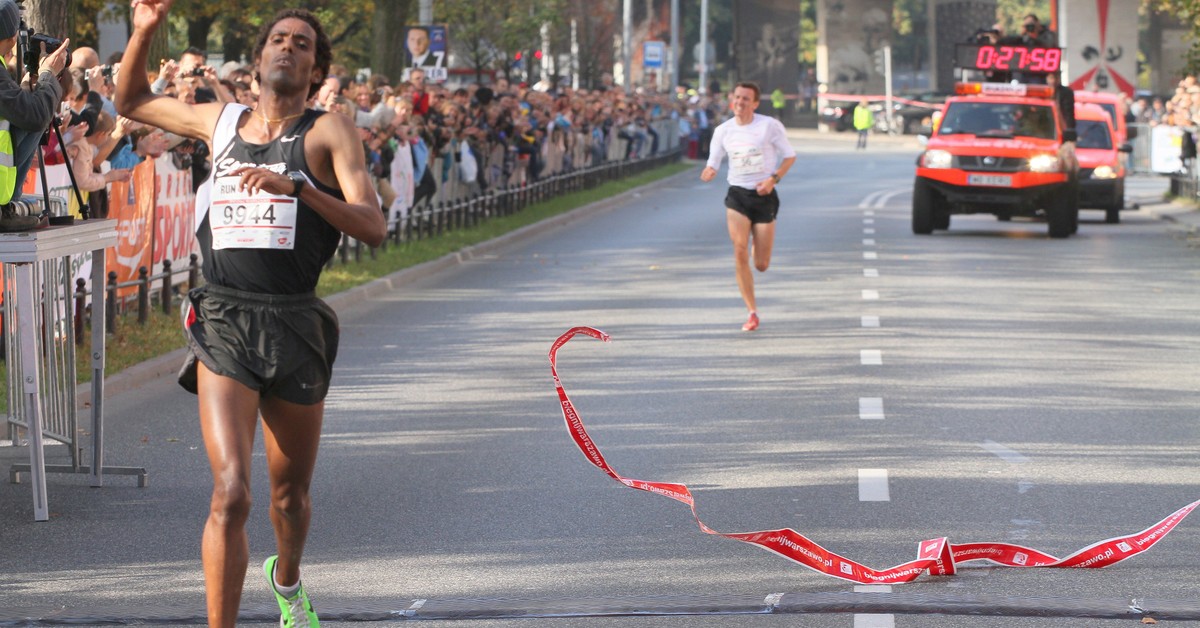 Yared Shegumo i Goitetom Haftu Teshema wygrali Maraton Warszawski