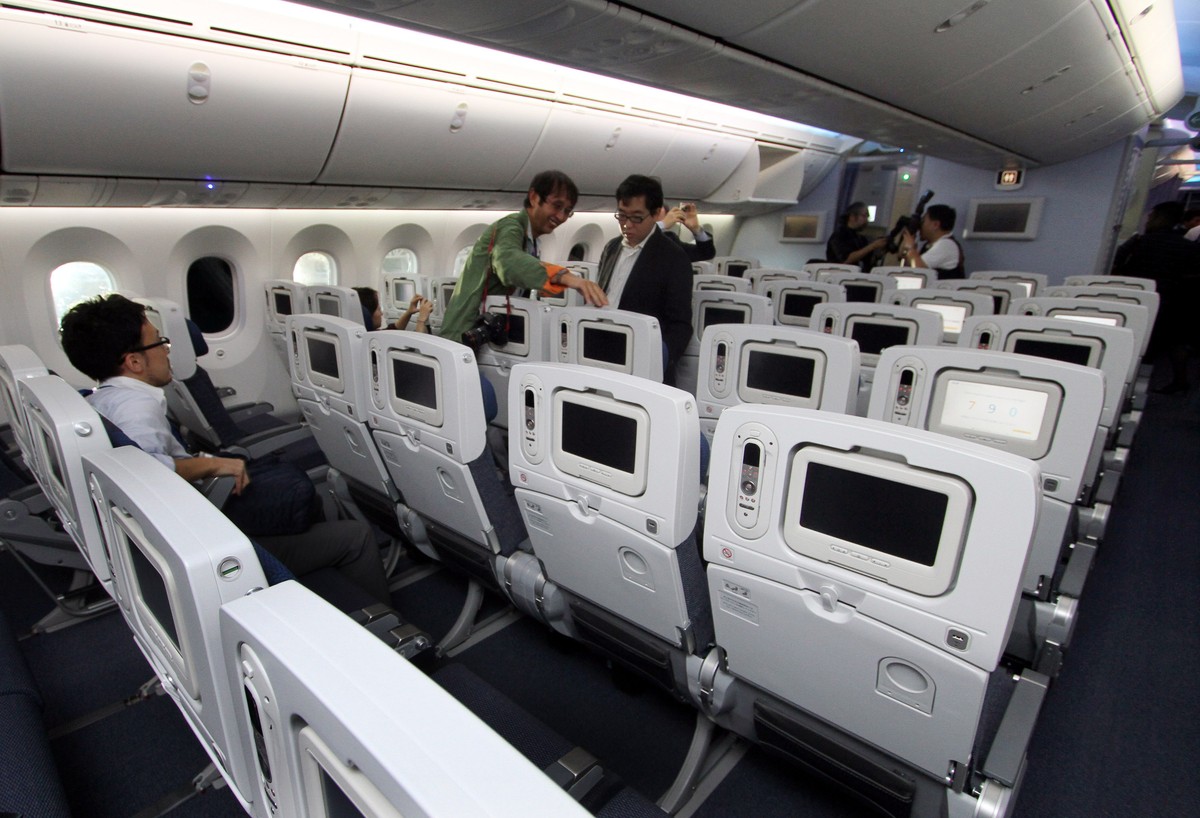 Wnętrze japońskiego Boeinga 787, należącego do linii lotniczych ANA