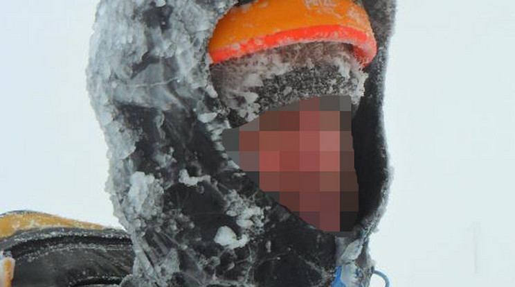 A 40 éves 
magyar hegymászó kötele 
elszakadt /Fotó: Facebook
