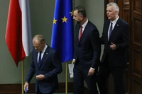 Nowa ustawa o służbach: Sejm uchwalił, ale eksperci mówią, że inwigilacja bez kontroli trwa