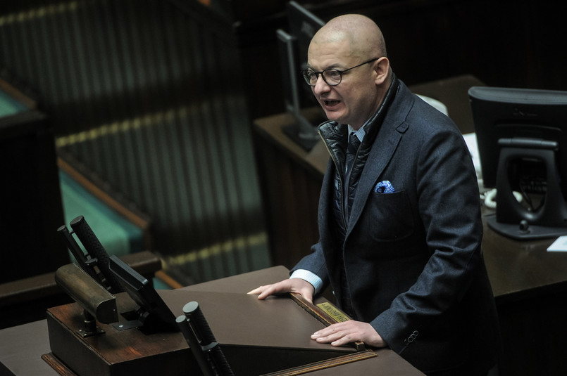 Poseł PSL Michał Kamiński podczas debaty w Sejmie, w trakcie pierwszego czytania projektu obywatelskiego nt. ustawy dezubekizacyjnej.