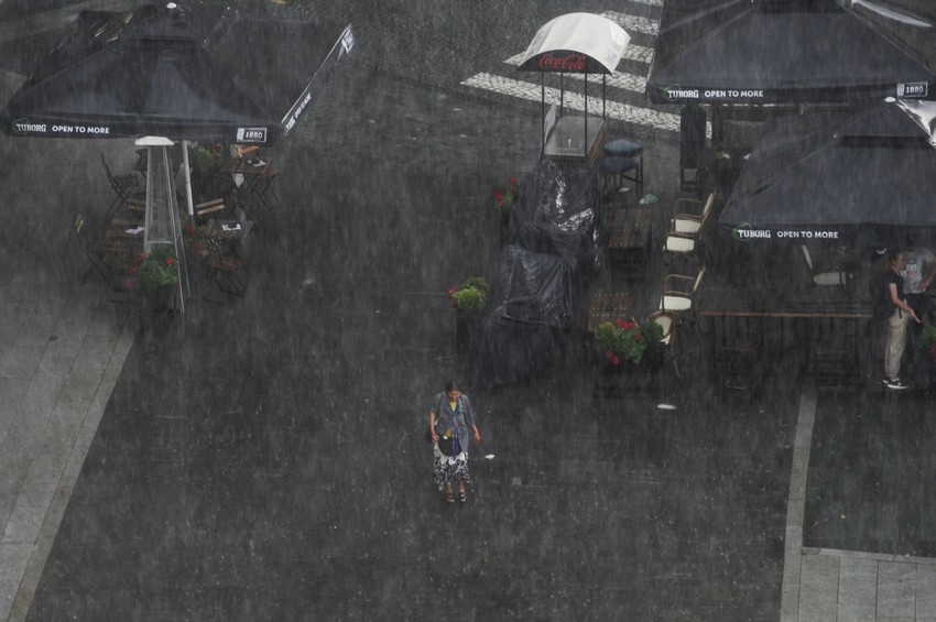 Beograđani su se razbežali sa ulica