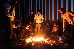 Migranci przy granicy Meksyku z USA
