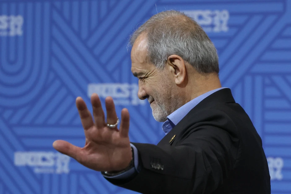 Iranski predsednik Masud Pezeškijan na samitu BRIKS-a u Kazanju 23. oktobra