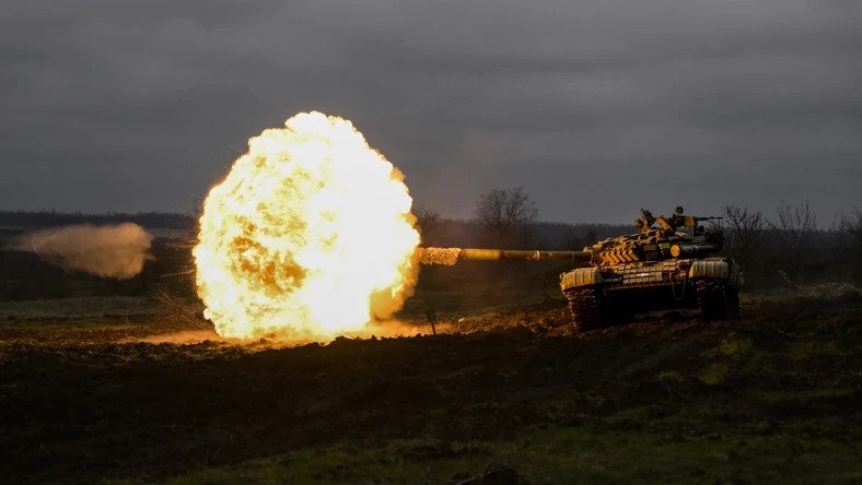 Ukraiński czołg podczas ćwiczeń