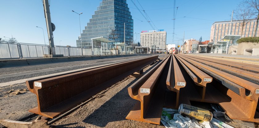 Tramwaje na Św. Marcinie dopiero w połowie roku