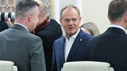 A partir del 1 de enero, cambios en las primas de los seguros médicos. Tusk: estamos terminando