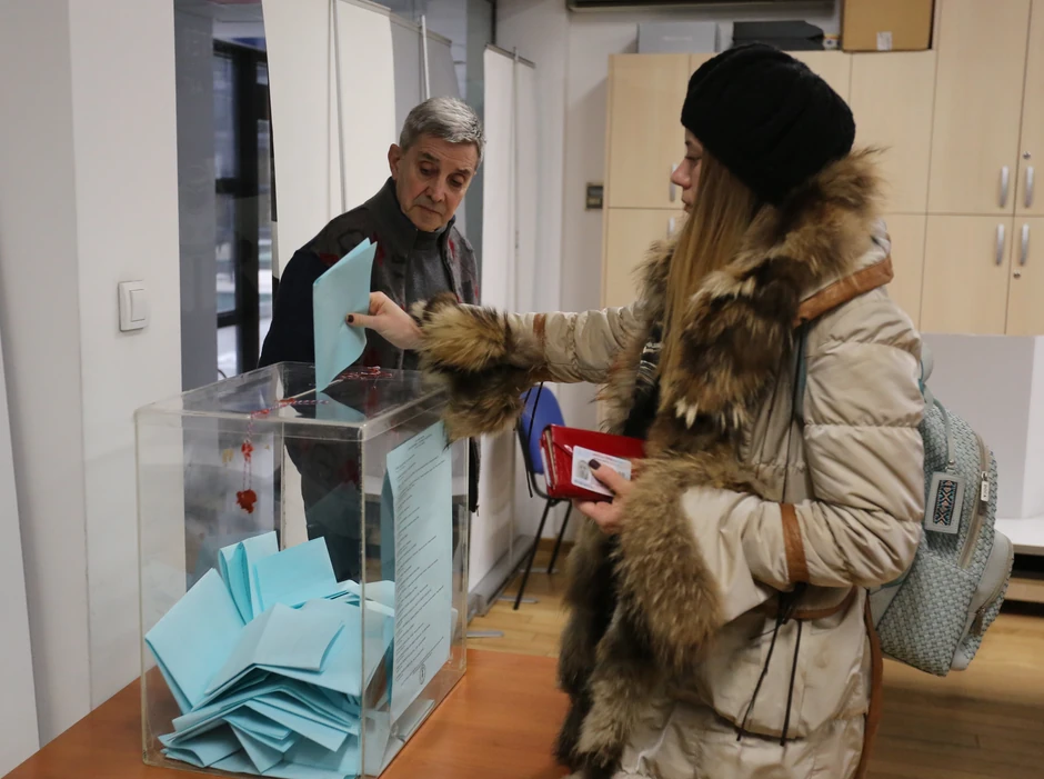 Na biračkim mestima je zabranjeno korišćenje mobilnih telefona