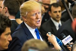 Trump potwierdza wolę poprawy relacji z Rosją. 'Będą nas szanować o wiele bardziej...'