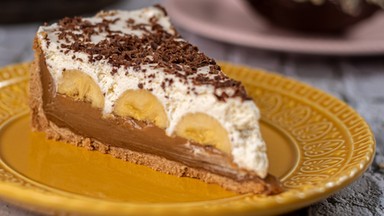 Masz w domu banany? Zrób deser "banoffee pie". Nie pożałujesz!