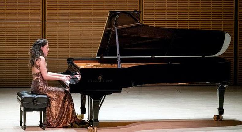 Review: Beatrice Rana, a young pianist, holds Carnegie rapt