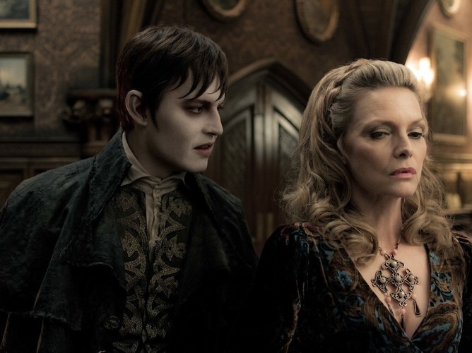 Michelle Pfeiffer w filmie 'Mroczne cienie'