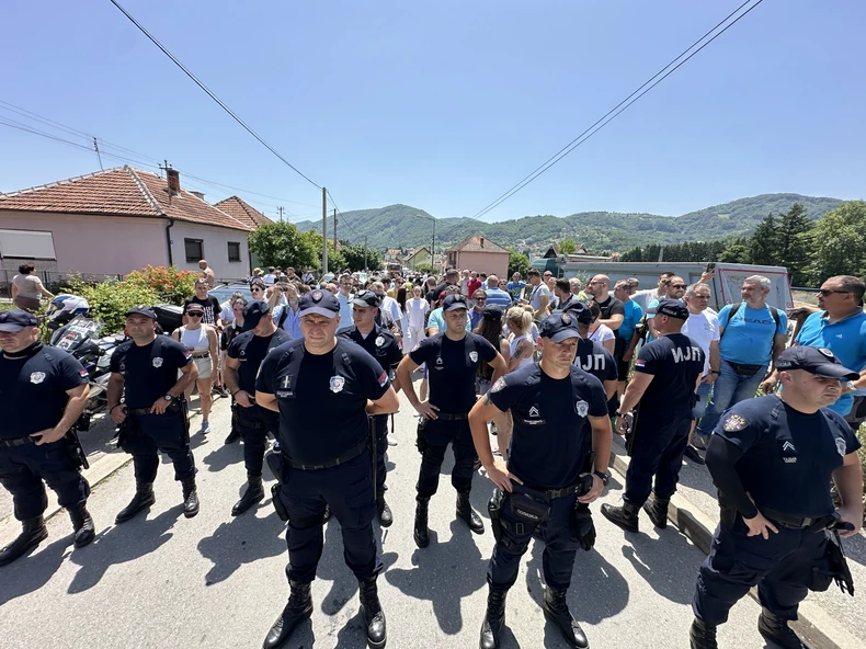Policija u centru Kosjerića
